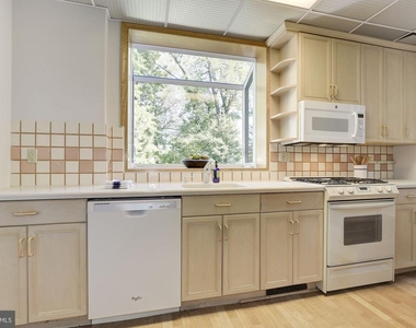 5539 30th Place Nw - Photo Thumbnail 17