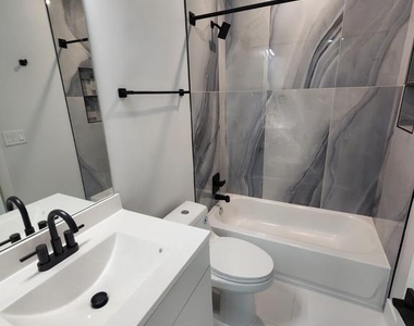 4905 Georgia Avenue Nw - Photo Thumbnail 14