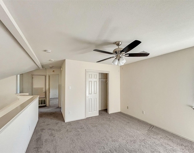 1503 Catalina Dr - Photo Thumbnail 12
