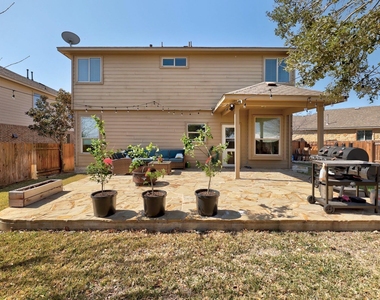 1301 Sunny Meadows Loop - Photo Thumbnail 21