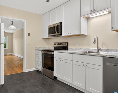 1272 Rio Road East - Photo Thumbnail 4
