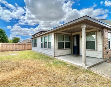 784 Kingfisher Ln - Photo Thumbnail 18