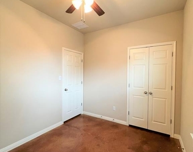 4505 Senda Ln - Photo Thumbnail 13
