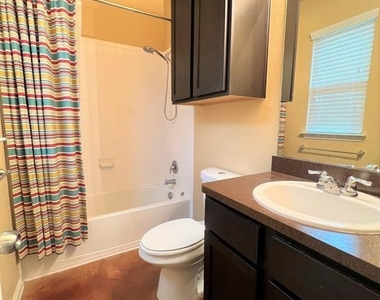 4505 Senda Ln - Photo Thumbnail 10