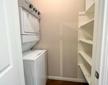 4505 Senda Ln - Photo Thumbnail 6