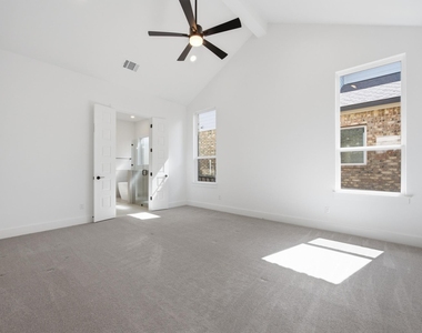 2308 Sawdust Dr - Photo Thumbnail 10