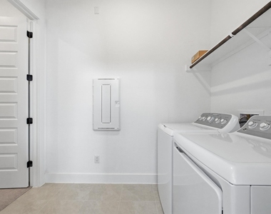 2308 Sawdust Dr - Photo Thumbnail 15