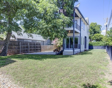2406 E 16th St - Photo Thumbnail 1