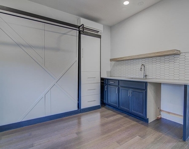 2406 E 16th St - Photo Thumbnail 36