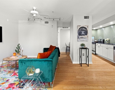 2200 Dickson Dr - Photo Thumbnail 1