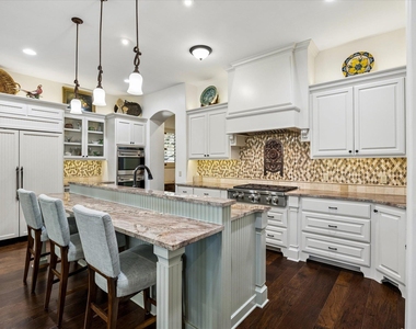 4501 Spanish Oaks Club Blvd - Photo Thumbnail 11