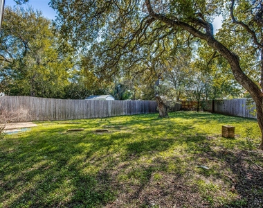106 Verna Spur - Photo Thumbnail 24