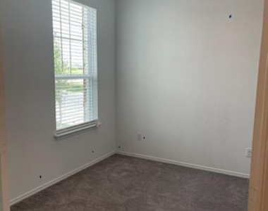 1509 Hope Ranch Rd - Photo Thumbnail 11