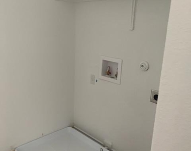 1509 Hope Ranch Rd - Photo Thumbnail 21