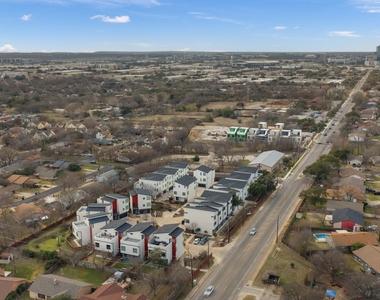 1417 Kramer Ln - Photo Thumbnail 34