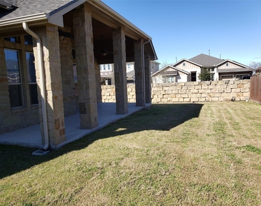 18509 Bassano Ave - Photo Thumbnail 27