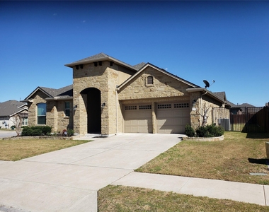 18509 Bassano Ave - Photo Thumbnail 1