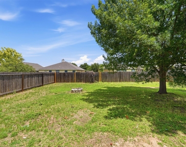 104 Carol Ave - Photo Thumbnail 31