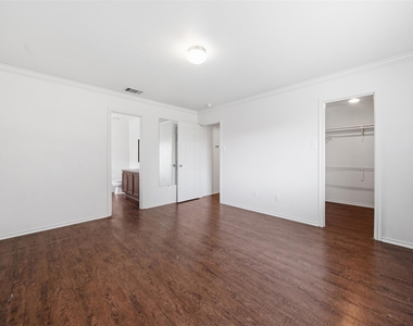 104 Carol Ave - Photo Thumbnail 16