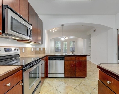 2505 San Gabriel St - Photo Thumbnail 3