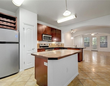 2505 San Gabriel St - Photo Thumbnail 9