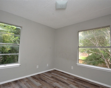 4808 W Wind Trl - Photo Thumbnail 15