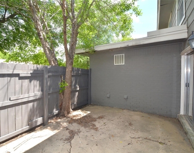 4808 W Wind Trl - Photo Thumbnail 4