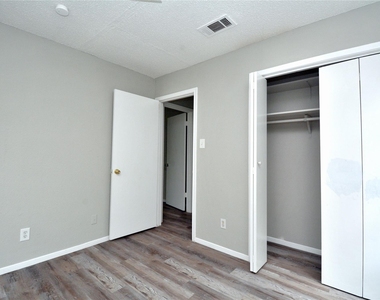 4808 W Wind Trl - Photo Thumbnail 16
