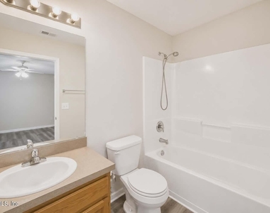 8514 Kona Avenue - Photo Thumbnail 5