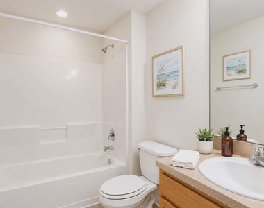 8514 Kona Avenue - Photo Thumbnail 2