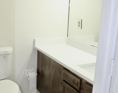 10178 Geni Hill Circle N - Photo Thumbnail 11