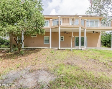 1770 Victoria Chase Court - Photo Thumbnail 23