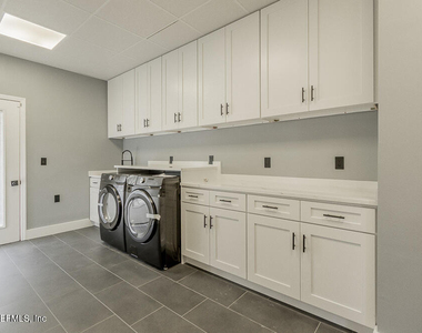 1770 Victoria Chase Court - Photo Thumbnail 89