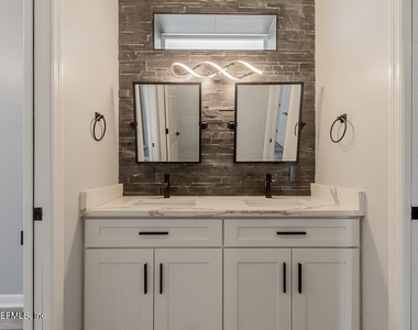 1770 Victoria Chase Court - Photo Thumbnail 110