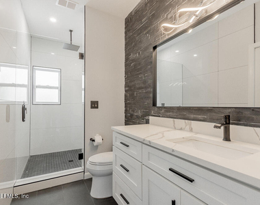 1770 Victoria Chase Court - Photo Thumbnail 96
