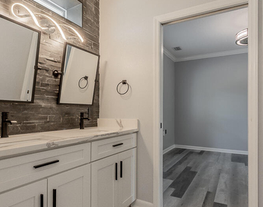 1770 Victoria Chase Court - Photo Thumbnail 106