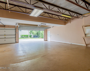 1770 Victoria Chase Court - Photo Thumbnail 30
