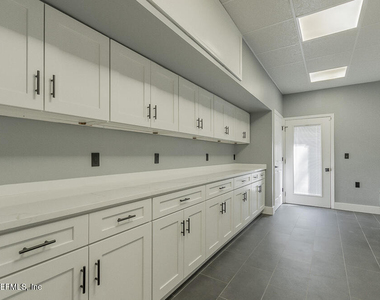 1770 Victoria Chase Court - Photo Thumbnail 86