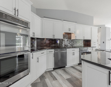 1770 Victoria Chase Court - Photo Thumbnail 72