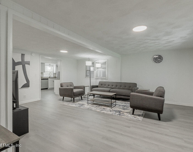 1059 Little Ruth Road - Photo Thumbnail 4