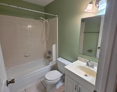 227 Kettering Court - Photo Thumbnail 17