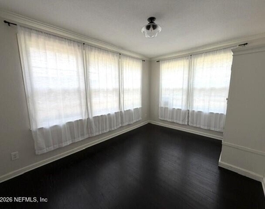 4743 Kerle Street - Photo Thumbnail 12