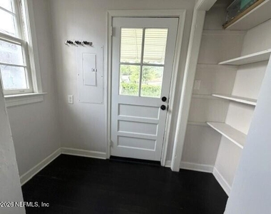 4743 Kerle Street - Photo Thumbnail 19