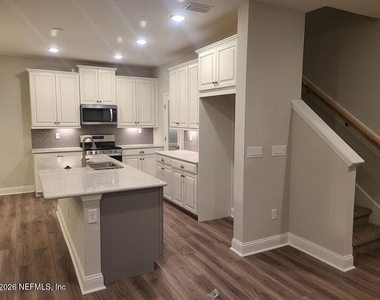 25 Roycroft Place - Photo Thumbnail 12