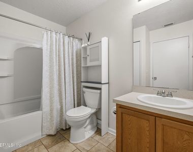 136 Brookfall Drive - Photo Thumbnail 17