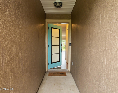 136 Brookfall Drive - Photo Thumbnail 6