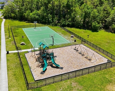136 Brookfall Drive - Photo Thumbnail 31