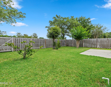 136 Brookfall Drive - Photo Thumbnail 3