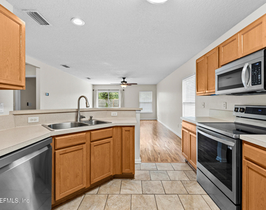 136 Brookfall Drive - Photo Thumbnail 11