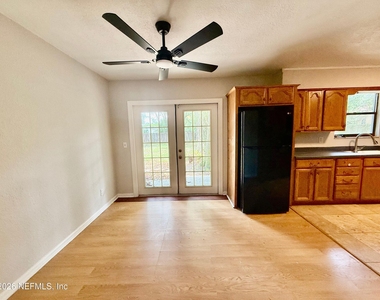 568 San Pablo Road N - Photo Thumbnail 6
